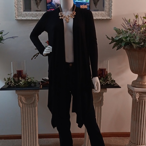 A Black Front Tails Cardigan Size Sm - Picture 2 of 8